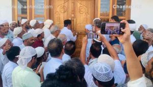 Read more about the article ഇസ്ലാമിക മൂല്ല്യങ്ങൾ ഉൾക്കൊള്ളുന്നവരാണ് പള്ളി പരിപാലിക്കേണ്ടത്; കുമ്പോൽ തങ്ങൾ