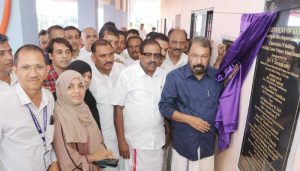 Read more about the article ഉപ്പള ജി.എച്ച്.എസ് സ്‌കൂളില്‍ കിഫ്ബിയില്‍ ഉള്‍പ്പെടുത്തി നിര്‍മ്മിച്ച കെട്ടിടം തൊഴിലും വിദ്യാഭ്യാസവും വകുപ്പ് മന്ത്രി വി. ശിവന്‍കുട്ടി നാടിന് സമര്‍പ്പിച്ചു