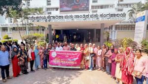 Read more about the article പഠന യാത്ര വിമാനത്തില്‍; കുടുംബശ്രീ അംഗങ്ങള്‍ക്ക് നവ്യാനുഭവം പകര്‍ന്ന് കാസര്‍കോട് നഗരസഭ