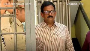 Read more about the article മുക്കത്തുണ്ടായത് കൂട്ട ബലാത്സംഗ ശ്രമം; ഹോട്ടൽ ഉടമ അറസ്റ്റിൽ; കൂട്ടാളികൾക്കായി വലവിരിച്ച് പോലീസ്; ദേവദാസിനെ പിടികൂടിയ സംഭവം ഇങ്ങനെ..