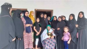 Read more about the article വനിതാ ദിനത്തിൽ സി.എ മറിയുമ്മക്ക് വനിതാ ലീഗിൻ്റെ സ്നേഹാദരം