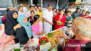 Read more about the article തൃക്കരിപ്പൂർ ബസ്സ് സ്റ്റാൻഡ് പരിസരത്ത് രുചിയൂറും വിഭവങ്ങളുമായി ചക്ക ഫെസ്റ്റ്; അമ്പതോളാ വിവിധ തരം ഉൽപ്പന്നങ്ങൾ ചൂടപ്പം പോലെ വിറ്റഴിച്ചു