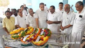 Read more about the article ഡി.സി.സി ജനറൽ സെക്രട്ടറി കരുൺ താപ്പയുടെ വിയോഗം; പാർട്ടി പതാക പുതപ്പിച്ച് പൊതുദർശനം; അനുശോചനം രേഖപ്പെടുത്തി  നേതാക്കൾ; സംസ്ക്കാര ചടങ്ങ് ഞായറാഴ്ച്ച