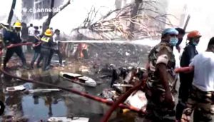 Read more about the article രാജ്യത്തെ നടുക്കിയ വിമാന ദുരന്തം; രക്ഷപെട്ട ഒരാൾ ചികിത്സയിൽ; ഹോസ്റ്റൽ കെട്ടിടത്തിലുണ്ടായിരുന്നവരിൽ അഞ്ച് മെഡിക്കൽ വിദ്യാർത്ഥികളും മരണപെട്ടു