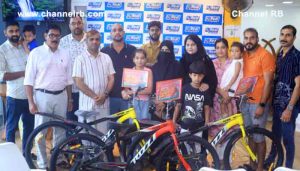 Read more about the article റിയൽ ഹൈപ്പർ മാർക്കറ്റ് ബാക് ടു സ്കൂൾ മേള; വിജയികൾക്ക് സമ്മാനമായി സൈക്കിളുകൾ നൽകി