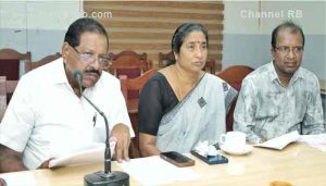 Read more about the article കേന്ദ്രവിഷ്കൃത പദ്ധതികളുടെ നടത്തിപ്പിൽ തടസ്സങ്ങൾ ഉണ്ടെങ്കിൽ അവ പരിഹരിക്കുന്നതിന് നടപടി സ്വീകരിക്കും; ജില്ലയുടെ വികസനത്തിന് കൂട്ടായ പരിശ്രമം അനിവാര്യം; രാജ്മോഹൻ ഉണ്ണിത്താൻ എം.പി