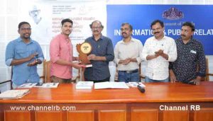 Read more about the article നിങ്ങൾ എന്തെങ്കിലും സ്വന്തമായി ചെയ്ത് അതിൻ്റെ സുഖം അനുഭവിച്ചിട്ടുണ്ടോ.? ഒരു ചെടിയെങ്കിലും നട്ടുപിടിപ്പിച്ച് അതിൻ്റെ പൂവും കായും കാണുക; മലയാളികൾ ഇന്നും ഏറ്റവും കൂടുതൽ വായിക്കുന്നത് ബഷീർ കൃതികളെന്ന് അംബികാസുതൻ മാങ്ങാട്; കൂടുതൽ അറിയാം..