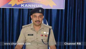 Read more about the article ജന ഹൃദയങ്ങളിൽ കൂടി സ്ഥാനം പിടിച്ചുപറ്റിയ സമർത്ഥനായ ഉദ്യോഗസ്ഥൻ; നിലവിൽ കണ്ണൂർ- കാസറഗോഡ് ജില്ലാ ക്രൈം ബ്രാഞ്ച് എസ്.പി; രാഷ്ട്രപതിയുടെ പോലീസ് മെഡൽ സ്വന്തമാക്കുന്ന പി. ബാലകൃഷ്ണൻ നായരെ കുറിച്ച് ഈ സ്വാതന്ത്ര്യ ദിനത്തിൽ കൂടുതൽ അറിയാം..