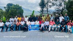 Read more about the article തളങ്കര ഗവ. മുസ്ലീം ഹൈസ്ക്കൂളിലെ 1982 ബാച്ച് പഴയ ഓർമ്മകൾ പുതുക്കി; ആലപ്പുഴ, മൂന്നാർ എന്നിവിടങ്ങളിലേക്ക് വിനോദയാത്ര; പഠനകാലത്തെ കുസൃതികളും തമാശകളും 43 വർഷത്തിന് ശേഷം വീണ്ടും..