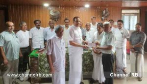 Read more about the article കാസർകോട് സി.എച്ച് സെന്ററിന് മുസ്ലിം ലീഗ് സമാഹരിച്ച തുക കൈമാറി; മഞ്ചേശ്വരം, കാസർകോട്, ഉദുമ നിയോജക മണ്ഡലം കമ്മിറ്റികൾ മുതൽ വിവിധ പഞ്ചായത്ത്‌ – മുനിസിപ്പൽ വാർഡ് കമ്മിറ്റികൾ വരെ; കൂടുതൽ അറിയാം..