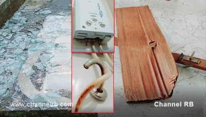 Read more about the article ഉഗ്ര സ്ഫോടന ശബ്ദം കേട്ടാണ് നാട്ടുകർ ഓടിക്കൂടിയത്; വീട്ടിലെ കുളിമുറിയിൽ സ്ഥാപിച്ച ഗ്യാസ് വാട്ടർ ഹീറ്റർ പൊട്ടിത്തെറിച്ചു; കാസർകോട്ടെ ചെട്ടുംകുഴിയിലാണ് സംഭവം; ഒഴിവായത് വലിയ ദുരന്തം