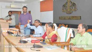 Read more about the article തദ്ദേശസ്വയംഭരണ സ്ഥാപനങ്ങളിലേക്കുള്ള പൊതു തെരഞ്ഞെടുപ്പ്; ജില്ലയിലെ ഗ്രാമ പഞ്ചായത്തുകളിലേക്കുള്ള സംവരണ വാര്‍ഡുകളുടെ നറുക്കെടുപ്പ് പൂര്‍ത്തിയായി; കൂടുതൽ അറിയാം..