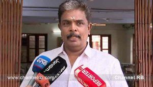 Read more about the article വീട്ടിൽ നിന്നും ഇന്നലെ രാത്രി കസ്റ്റഡിയിൽ എടുത്തു; ചോദ്യം ചെയ്യലിൽ നിർണ്ണായക കണ്ടെത്തൽ; ശബരിമല മുൻ അഡ്മിനിസ്ട്രേറ്റീവ് ഓഫീസ‍ർ മുരാരി ബാബു അറസ്റ്റിലായി; സ്വർണ്ണം ചെമ്പായ സംഭവം കൂടുതൽ അറിയാം..