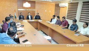 Read more about the article കേന്ദ്ര തെരഞ്ഞെടുപ്പ് കമ്മീഷൻ ഡെപ്യൂട്ടി ഇലക്ഷൻ കമ്മീഷണർ സഞ്ജയ് കുമാർ ഐ.എ.എസ് കാസറഗോഡ്; ജില്ലയിലെ തിരഞ്ഞെടുപ്പ് വരണാധികാരികളുടെ യോഗത്തിൽ സംസാരിച്ചു; കൂടുതൽ അറിയാം..