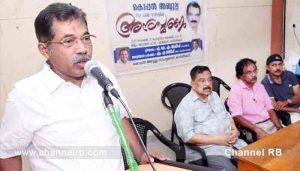 Read more about the article സമൂഹത്തിൽ നൻമയ്ക്കായി പ്രവർത്തിച്ച വ്യക്തിയായിരുന്നു കൊപ്പൽ അബ്ദുല്ല – എം.എ ലത്തീഫ്; ഒമ്പതാം ചരമവാർഷികത്തിൽ അനുസ്മരണം നടന്നു; കൂടുതൽ അറിയാം..