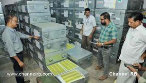 Read more about the article ബൂത്ത് സജ്ജീകരണം; പോളിംഗ് സാമഗ്രികളും ഇലക്ട്രോണിക് വോട്ടിംഗ് മെഷീനുകളും നാളെ ഡിസംബർ 10ന് രാവിലെ 10 മണിമുതൽ വിതരണം ചെയ്യും; യാത്ര സൗകര്യങ്ങൾക്ക് 689 വാഹനങ്ങൾ; കൂടുതൽ അറിയാം..