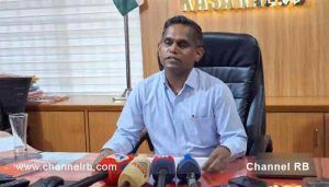 Read more about the article പ്രത്യേക തീവ്ര വോട്ടർ പട്ടിക പരിഷ്കരണം; ജില്ലയിൽ നൂറു ശതമാനം എന്യുമറേഷൻ ഫോം ഡിജിറ്റലൈസ് ചെയ്തതായി ജില്ലാ കളക്ടർ; സമയപരിധി നീട്ടി; കൂടുതൽ അറിയാം..