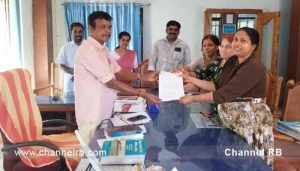 Read more about the article ബേള നേത്രാലയ റോഡിൻ്റെ ദീർഘകാല പ്രശ്നത്തിന് പരിഹാരമാകുമെന്ന് ബദിയഡുക്ക ഗ്രാമ പഞ്ചായത്ത് പ്രസിഡന്റ്; ഡി. ശങ്കര ഉറപ്പ് നൽകിയത് അച്ചീവ് ട്രസ്റ്റ് അംഗങ്ങൾക്ക്; കൂടുതൽ അറിയാം..