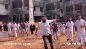 Read more about the article പണി പൂർത്തിയാകാത്ത കാസറഗോഡ് മെഡിക്കൽ കോളേജ് ആശുപത്രി കെട്ടിടത്തിൽ പ്രേതം; നിലവിളിച്ച് ഓടി ഒരുകൂട്ടം ആളുകൾ; ഞെട്ടിക്കൽ സമരമെന്ന് സമരസമിതി