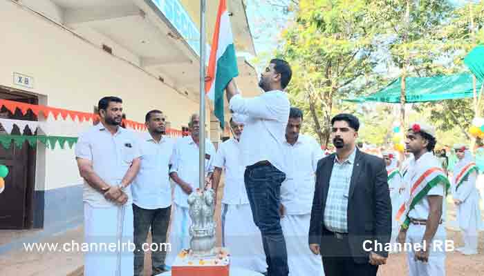 You are currently viewing പി.ബി.എം ഇംഗ്ലീഷ് മീഡിയം ഹയർ സെക്കന്ററി സ്കൂളിൽ റിപ്പബ്ലിക്ക് ദിനം ആഘോഷിച്ചു; ജില്ലാ പഞ്ചായത്ത് മെമ്പർ പി.ബി ഷഫീഖ് പതാക ഉയർത്തി