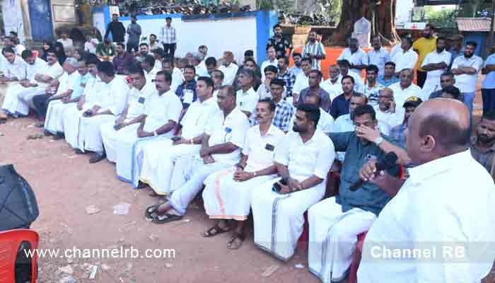 Read more about the article ആരിക്കാടി ടോൾ പ്ലാസയിൽ യുവാവിനോട് കാണിച്ചത് കൊടും ക്രൂരത; പോലീസിനെതിരെ യു.ഡി.എഫ്; കുമ്പള സ്റ്റേഷന് മുന്നിൽ ധർണ്ണ; കൂടുതൽ അറിയാം..