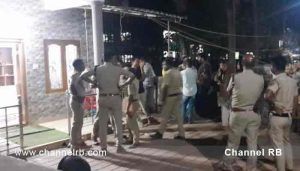 Read more about the article മഞ്ചേശ്വരത്തെ തീരാ ദുഃഖത്തിലാക്കി 18-കാരിയുടെ കൊലപാതകം; പിതാവ് ഉമ്മറിനെ പോലീസ് പിടികൂടി; അതി ദാരുണ സംഭവത്തിൽ ഞെട്ടി നാട്; നാട്ടുകാർ പറയുന്നത് ഇങ്ങനെ..