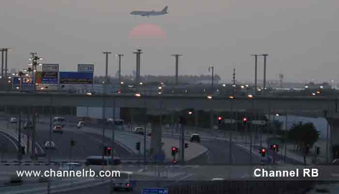 You are currently viewing ഗൾഫ് രാജ്യങ്ങളിൽ യുദ്ധ ഭീതി തുടരുന്നുണ്ടെങ്കിലും മലയാളികൾ അടക്കമുള്ള പ്രവാസികൾക്ക് വലിയ ബുദ്ധിമുട്ടുകളില്ല; ഇറാൻ ആക്രമിക്കുന്നത് അമേരിക്കൻ സൈനിക കേന്ദ്രങ്ങളെ മാത്രം.? ജഗ്രതയോടെ ഭരണകൂടം; കൂടുതൽ അറിയാം..