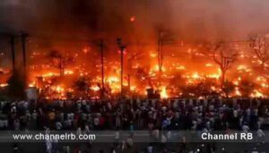 Read more about the article ലഖ്‌നൗ നഗരത്തിലെ തീപിടിത്തം; ഞെട്ടിപ്പിക്കുന്ന കൂടുതൽ ദൃശ്യങ്ങൾ പുറത്ത്; 2 കുഞ്ഞുങ്ങൾ വെന്തു മരിച്ചു; കത്തിയമർന്നത് 280 വീടുകൾ; കൂടുതൽ അറിയാം..